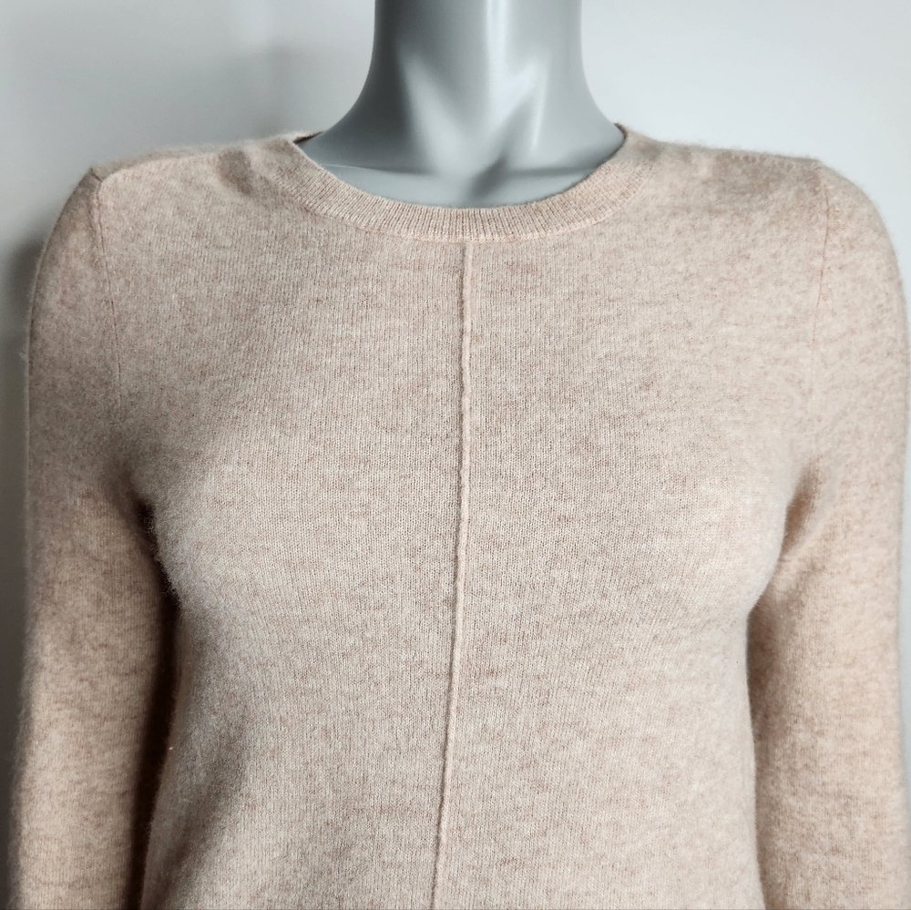 InCashmere 100% Cashmere Cream Slim Fit Crewneck Sweater Size M - Picture 2 of 14